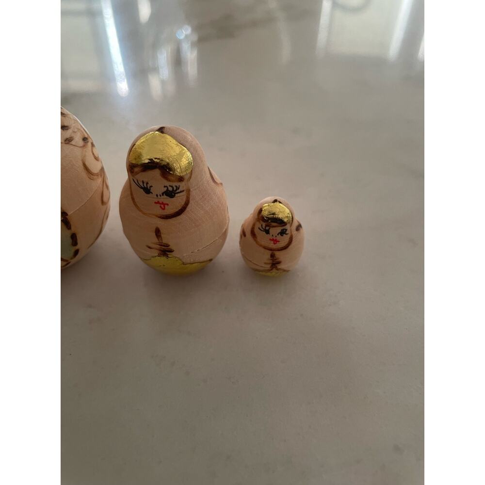 Four Vintage Russian Wood Nesting Dolls 4" brown gold. - Picture 7 of 8